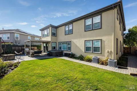 $1,350,000 | 661 Stoneman Court, Benicia, CA 94510