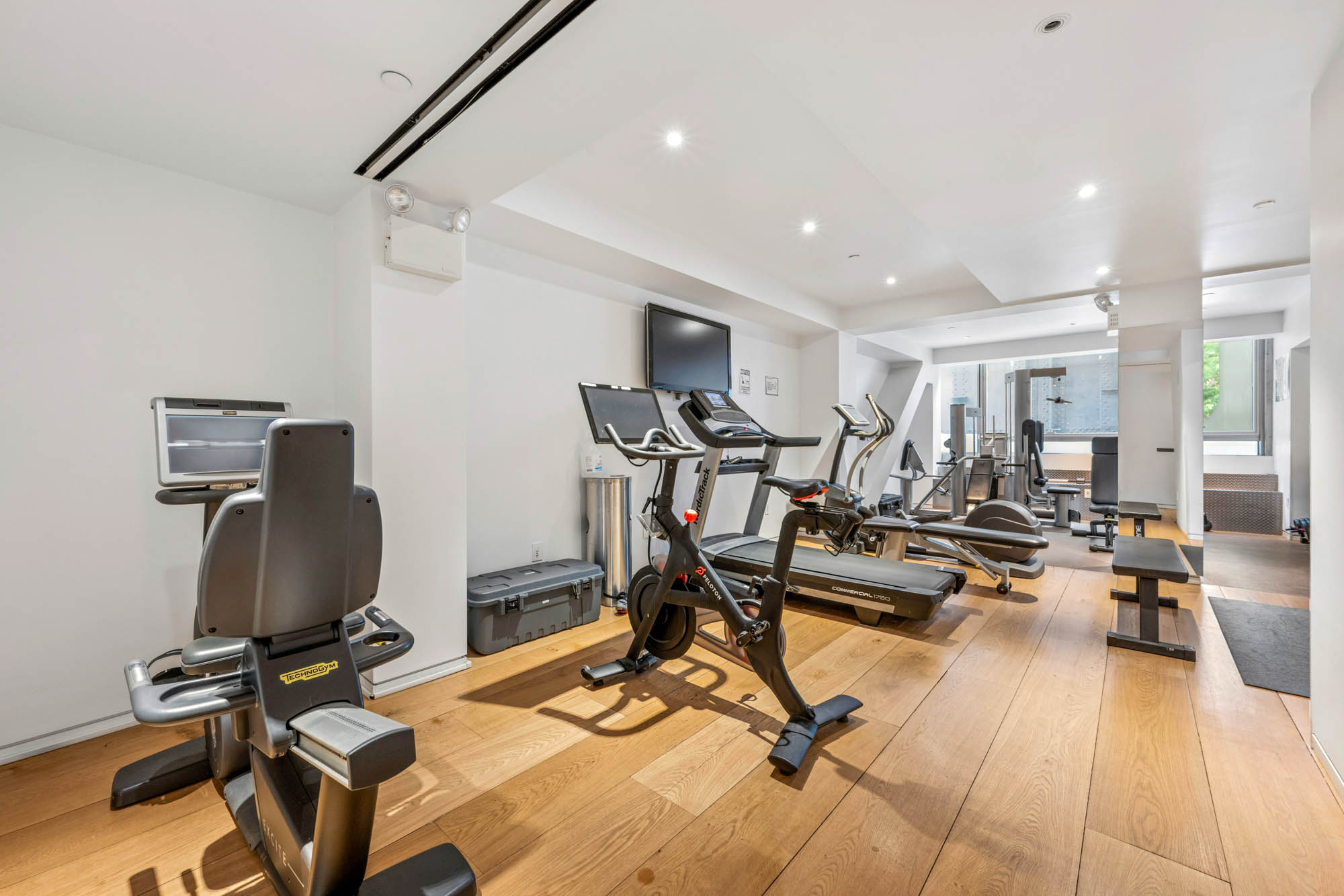515 West 23rd Street, Unit 10 Manhattan, NY 10011 - Photo 16 of 18