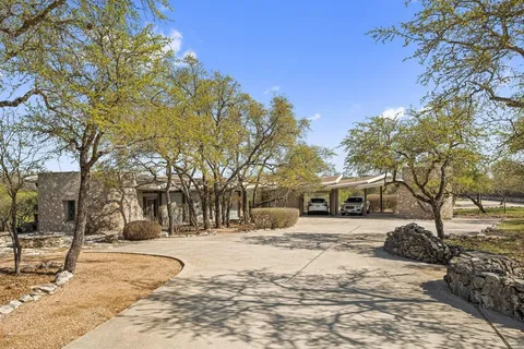 $6,999,888 | 4002 Tyx Trail, Spicewood, TX 78669