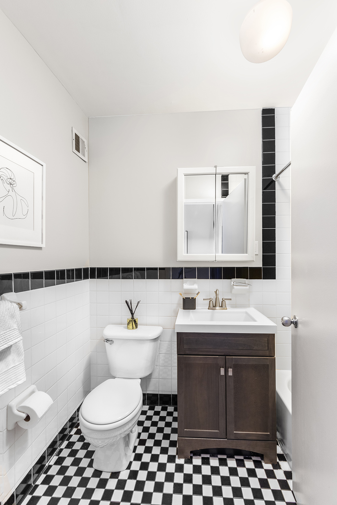 243 8th Street, Unit 2R Brooklyn, NY 11215 - Photo 7 of 10