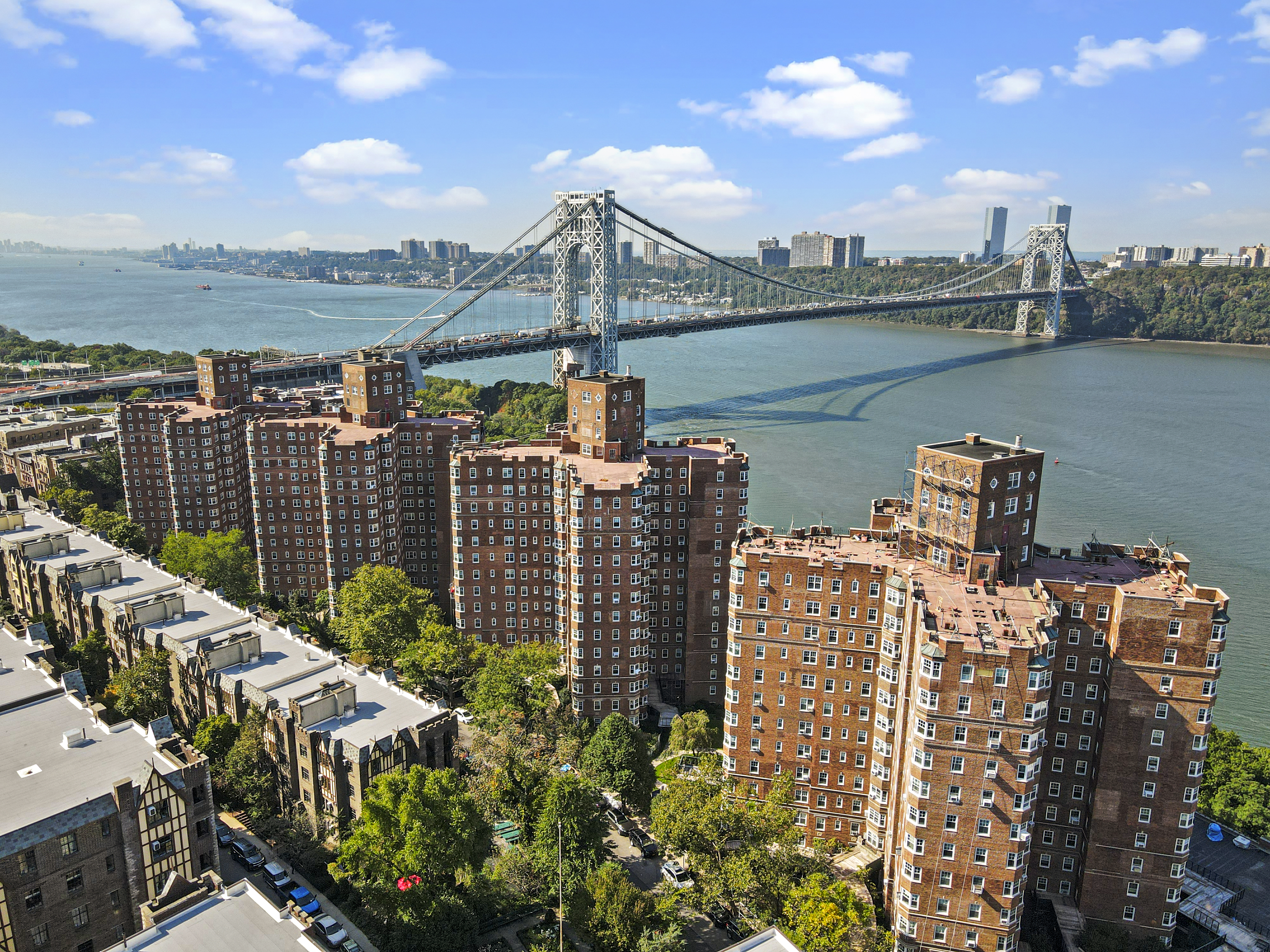 200 Cabrini Boulevard, Unit 47 Manhattan, NY 10033 - Photo 9 of 20 a view of a city and lake