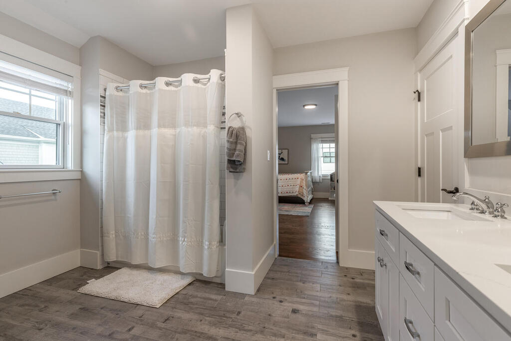 64 Valley View Road Waltham, MA 02452 - Photo 36 of 49