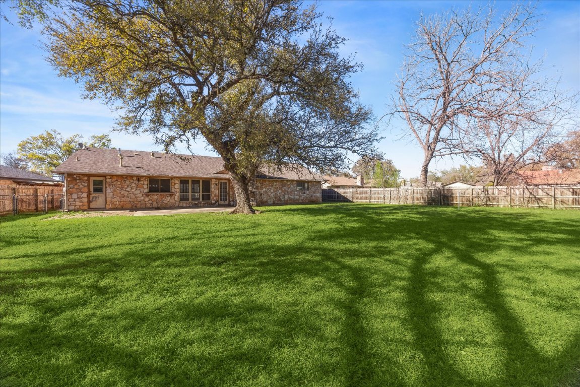 11905 Buckingham Road Austin, TX 78759 - Photo 6 of 8 Gallery Image 6