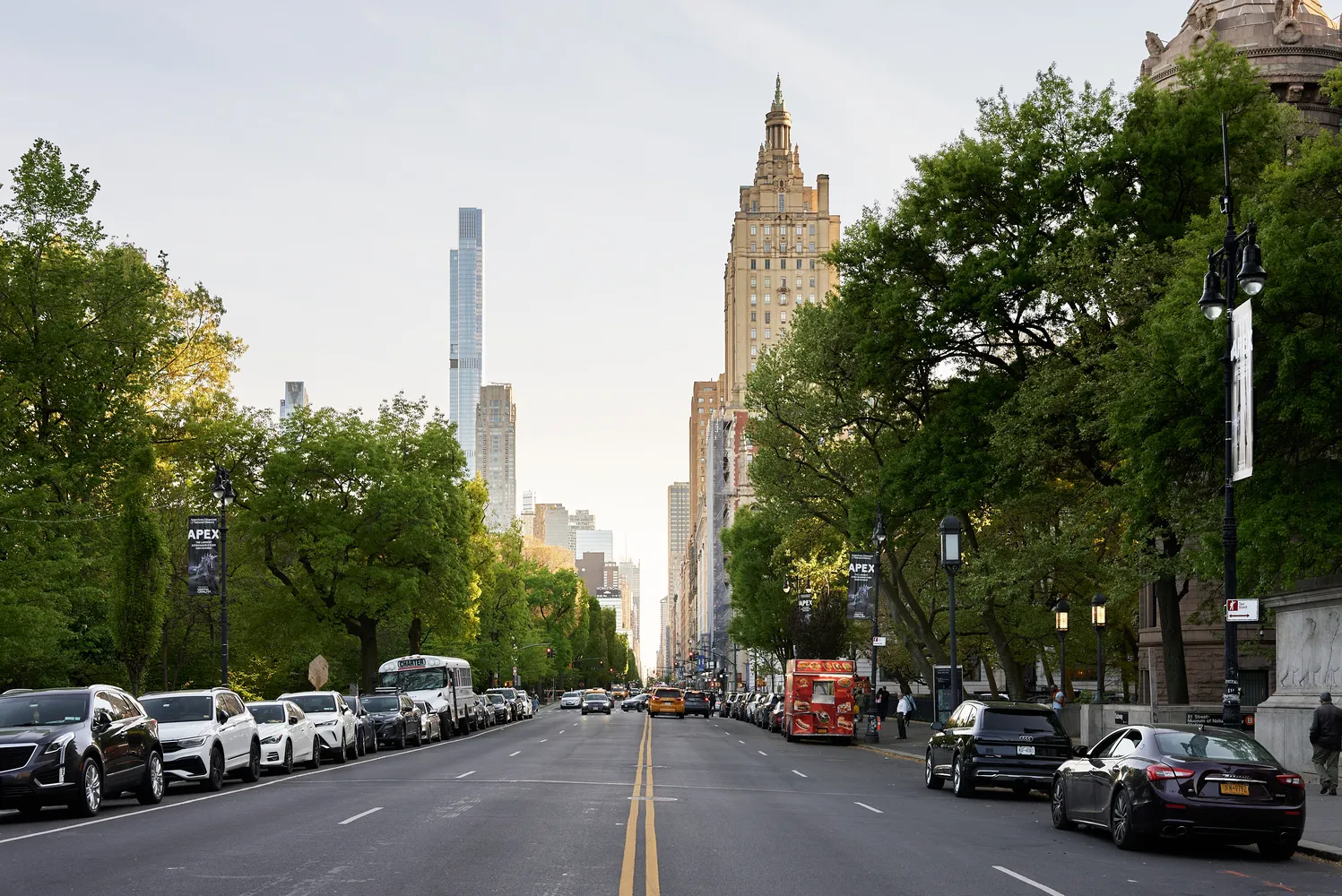 a front view of residential houses with yard