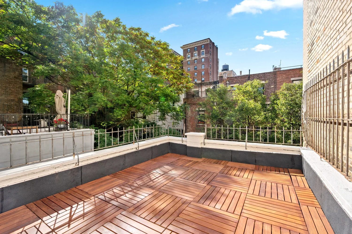$630,000 | 308 West 106th Street, Unit 4R | Upper West Side