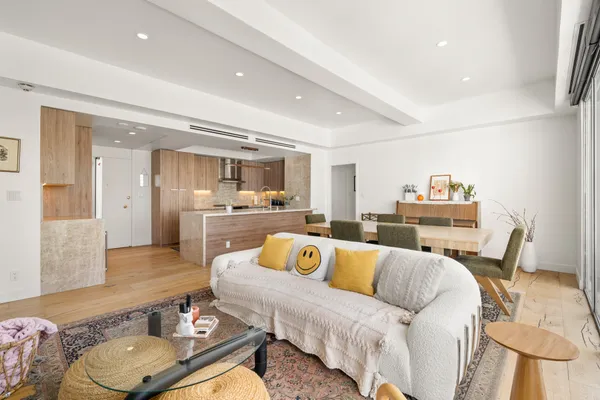 $1,295,000 | 2170 Century Park East, Unit 2107, Los Angeles, CA 90067