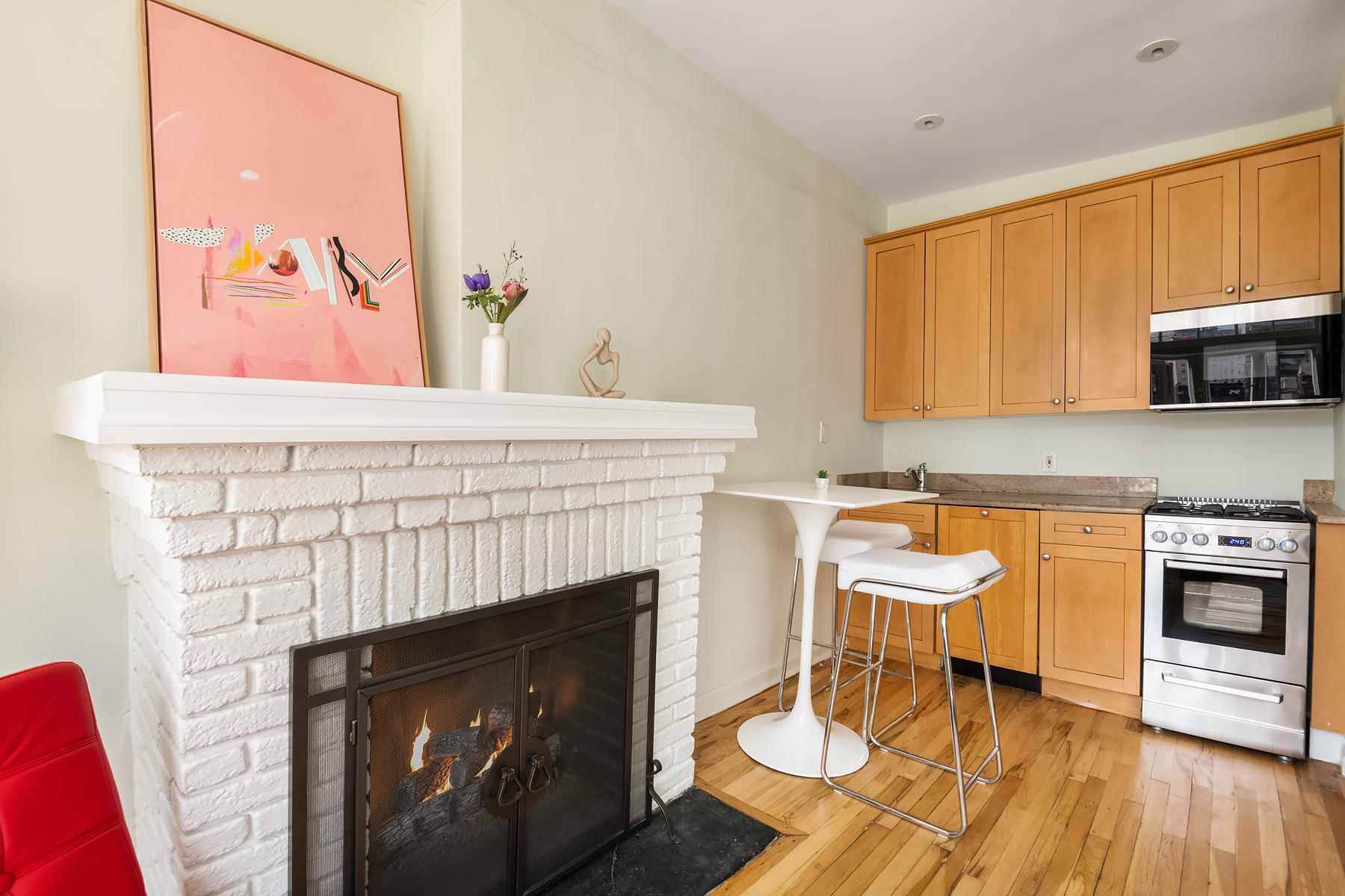 5 Charles Street, Unit 5F Manhattan, NY 10014 - Photo 3 of 8