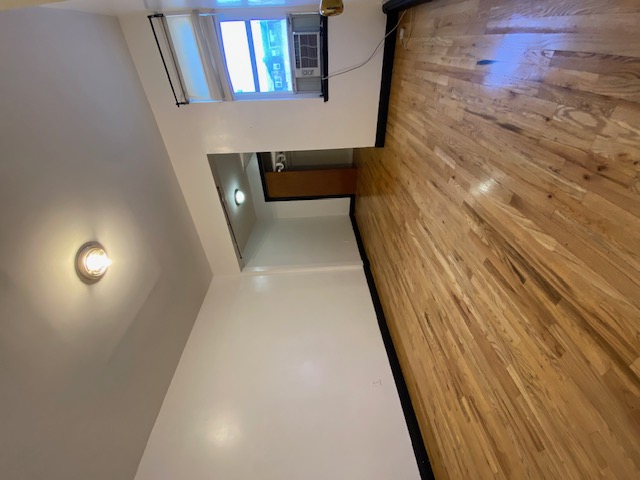 37-09 Crescent Street, Unit 1 Queens, NY 11101 - Photo 4 of 13