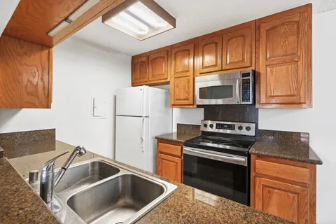 $225,000 | 5460 White Oak Avenue, Unit K204, Encino, CA 91316