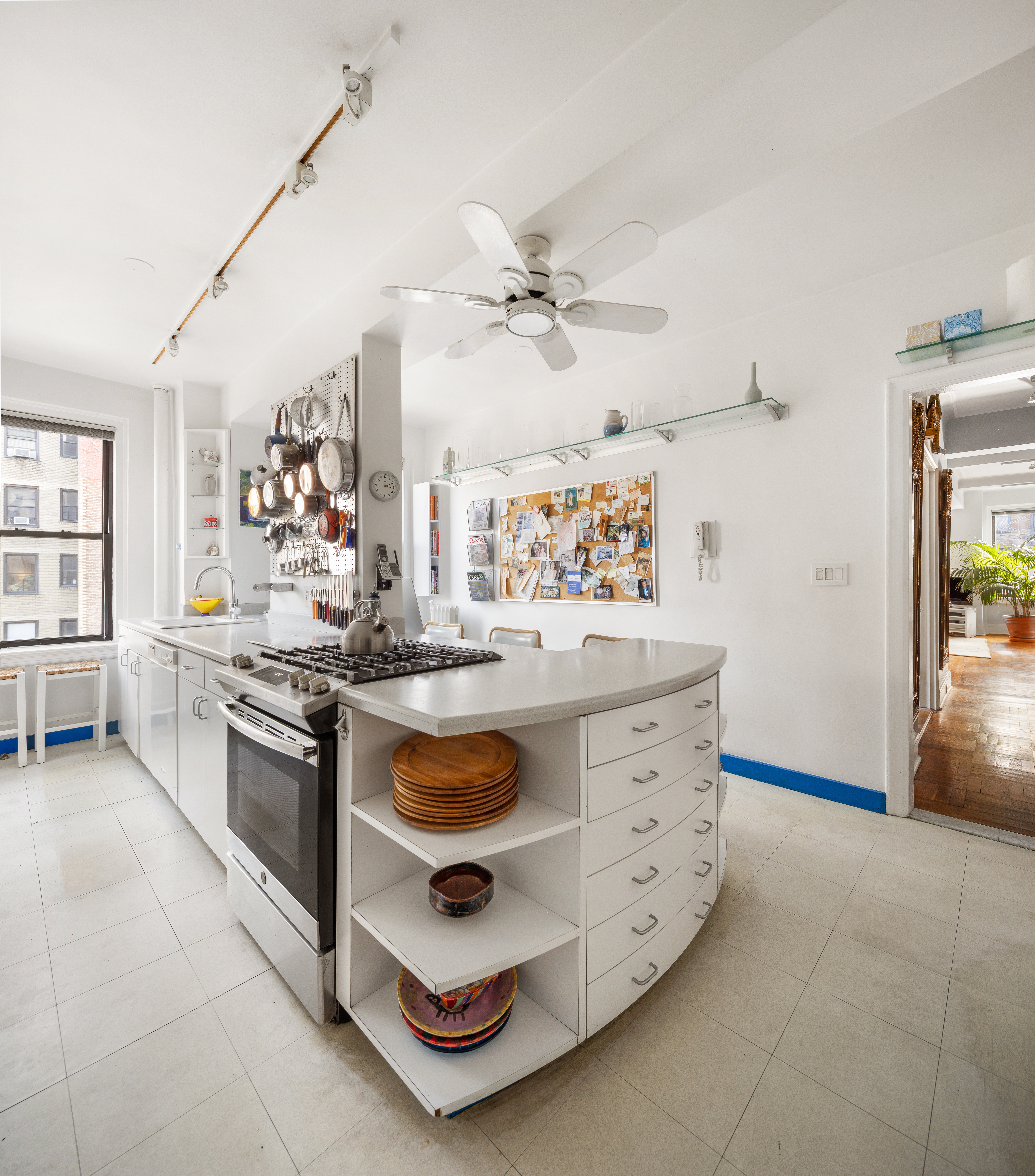 41 West 96th Street, Unit 13B Manhattan, NY 10025 - Photo 7 of 13
