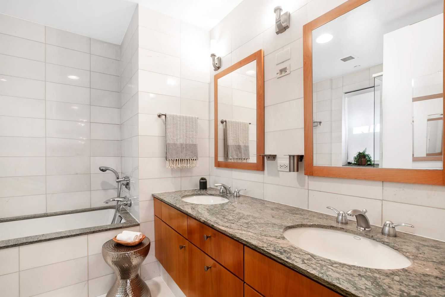 $1,900,000 | 223 West 80th Street, Unit 6 | Upper West Side