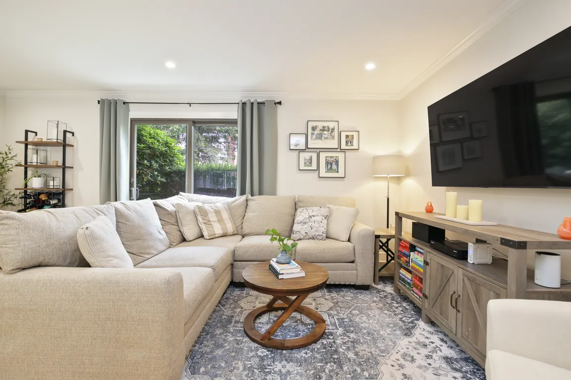 75 Cos Cob Avenue, Unit 9 Cos Cob, CT 06807 - Photo 10 of 21