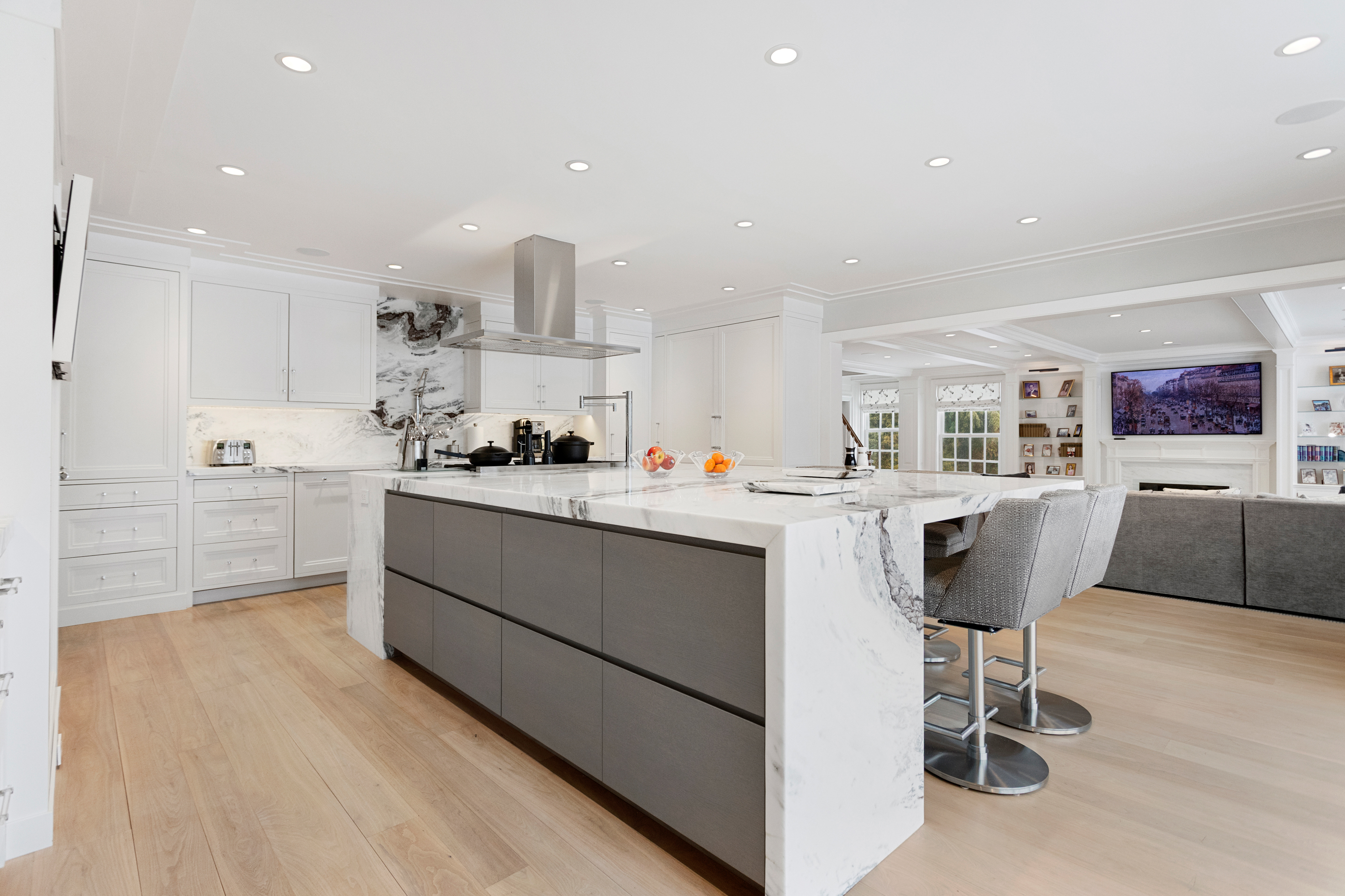 19 Hawkwood Lane Greenwich, CT 06830 - Photo 8 of 33