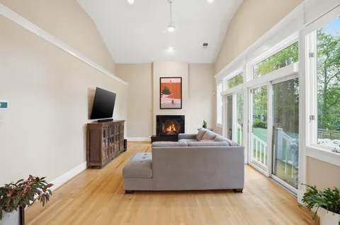 $2,575,000 | 8455 Portland Place, McLean, VA 22102