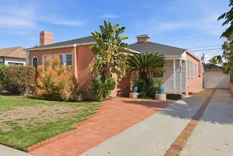 $899,999 | 3810 Olmsted Avenue, Los Angeles, CA 90008