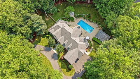 $2,850,000 | 11216 River View Drive, Potomac, MD 20854