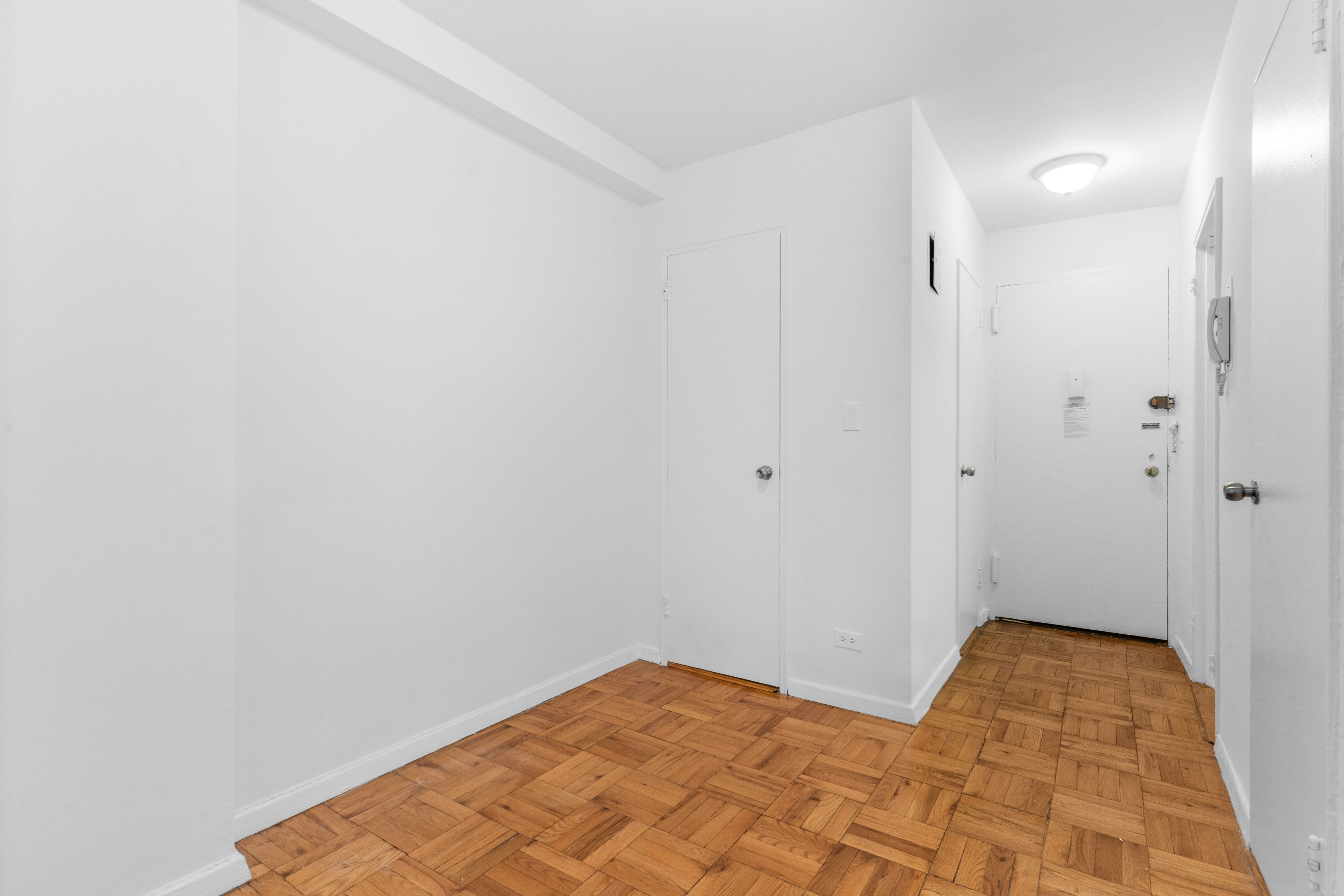 101 West 12th Street, Unit 3Z Manhattan, NY 10011 - Photo 4 of 7