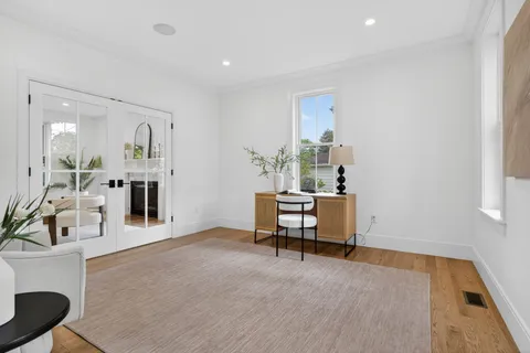 $1,999,000 | 37 Maple Street, Lynnfield, MA 01940