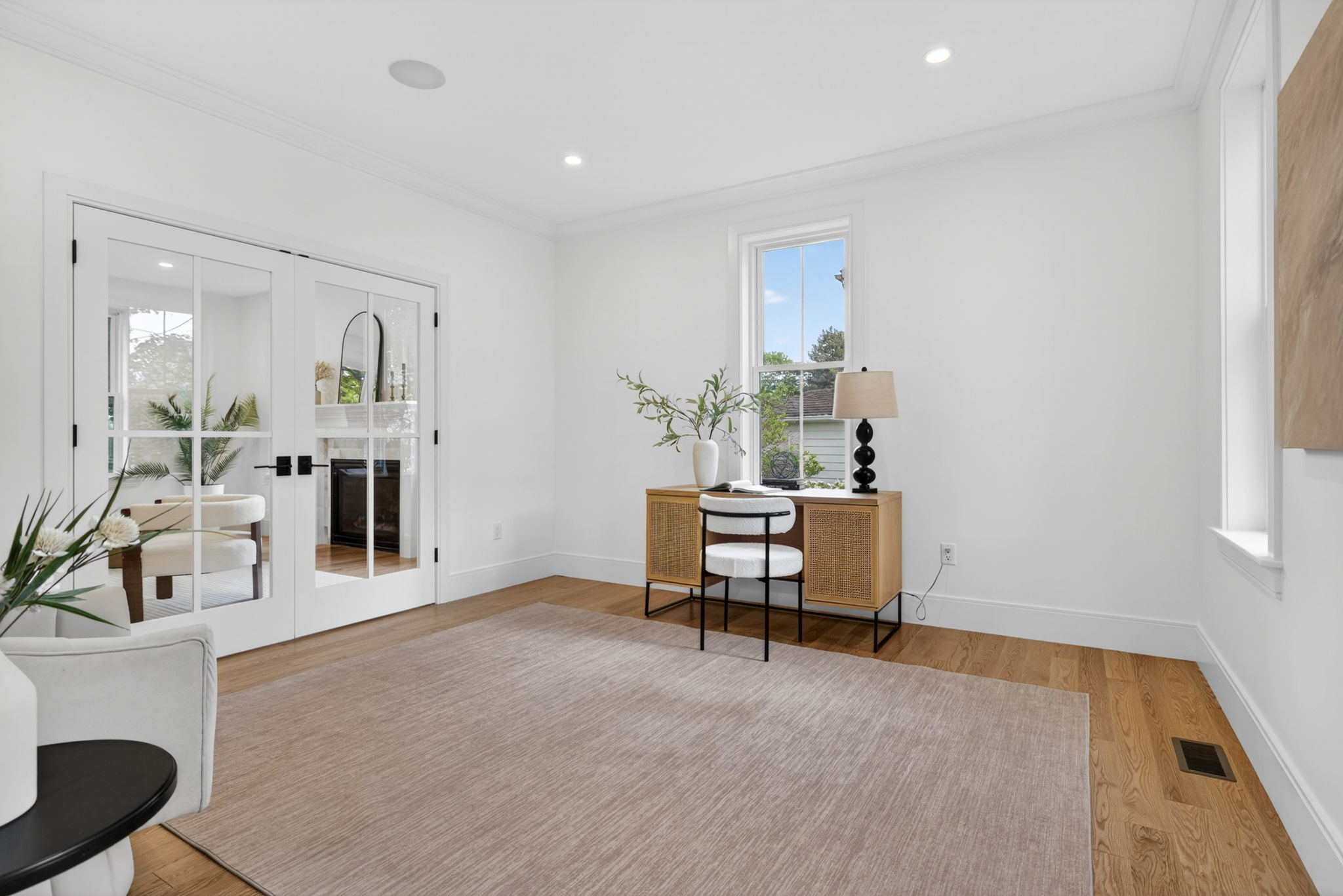 37 Maple Street Lynnfield, MA 01940 - Photo 15 of 42