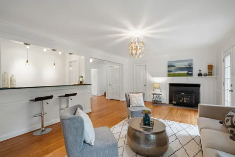 Contact Agent | 6613 Bradley Boulevard, Bethesda, MD 20817