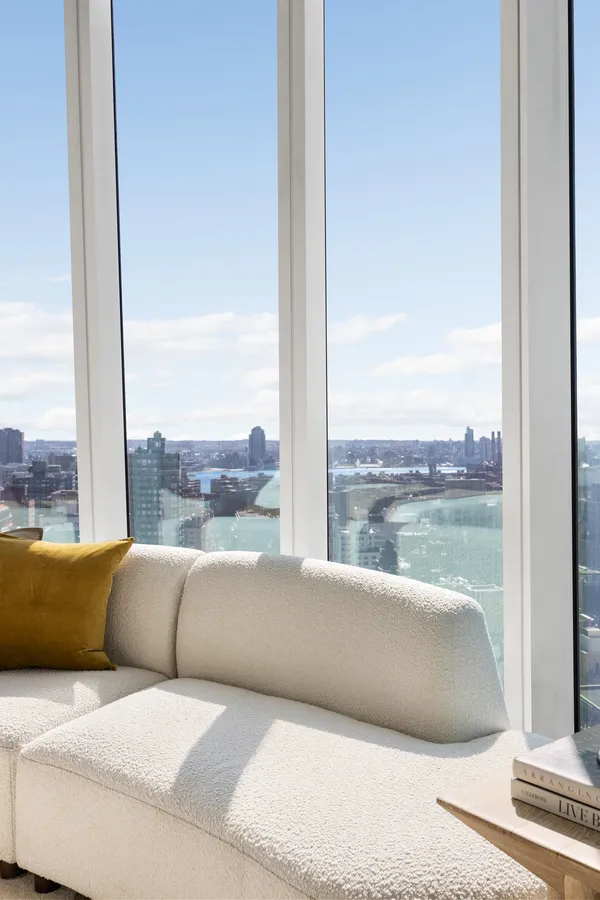 $4,250,000 | 45 East 22nd Street, Unit 32B | Flatiron