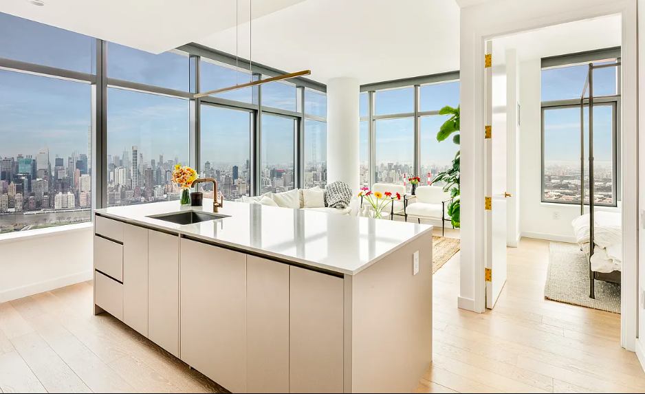 3 Court Square, Unit PH202 Queens, NY 11101 - Photo 2 of 11