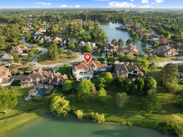 $1,795,000 | 82 Manor Lake Estates Circle, Spring, TX 77379