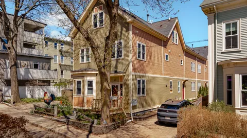 $1,075,000 | 13 Hubbard Street, Unit B, Jamaica Plain, MA 02130
