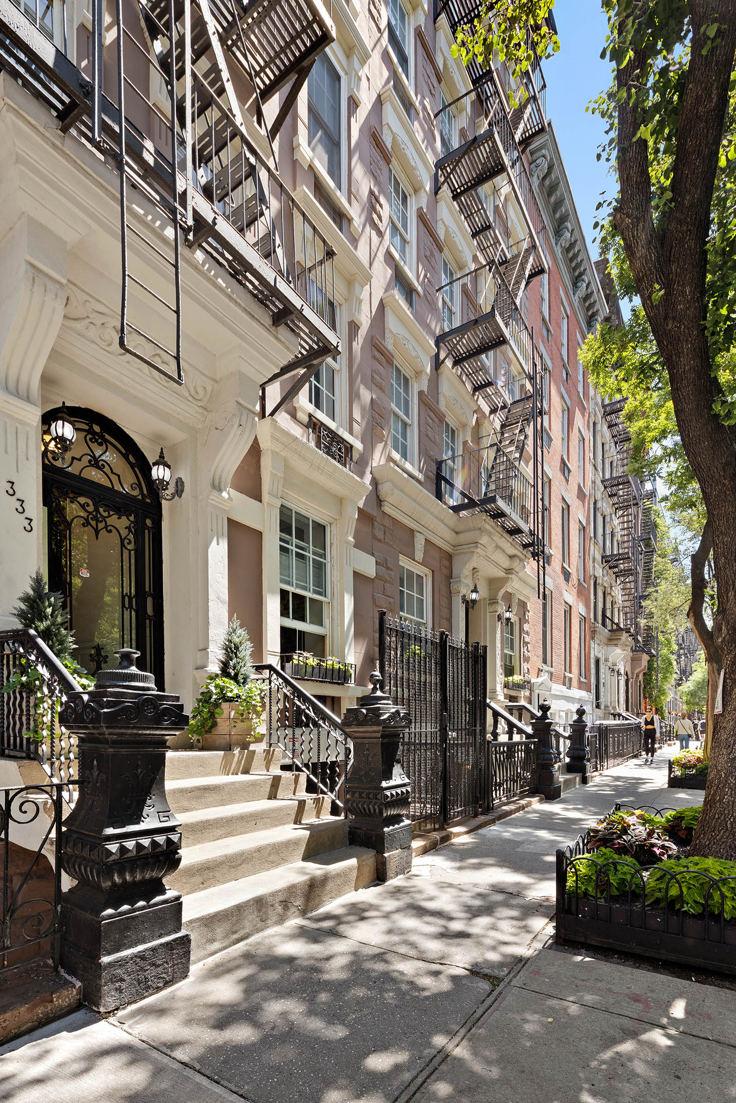 333 West 21st Street, Unit 2FE Manhattan, NY 10011 - Photo 9 of 10