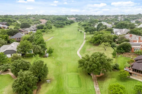 $2,600,000 | 3907 Fox Glen Drive, Irving, TX 75062
