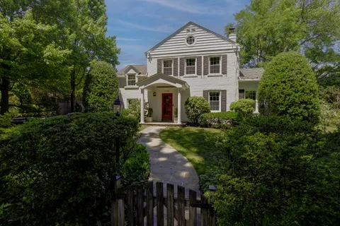 $1,300,000 | 3905 Laird Place, Chevy Chase, MD 20815