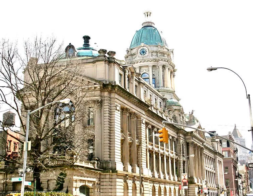 240 Centre Street, Unit 3B Manhattan, NY 10013 - Photo 20 of 23 a view of a large building