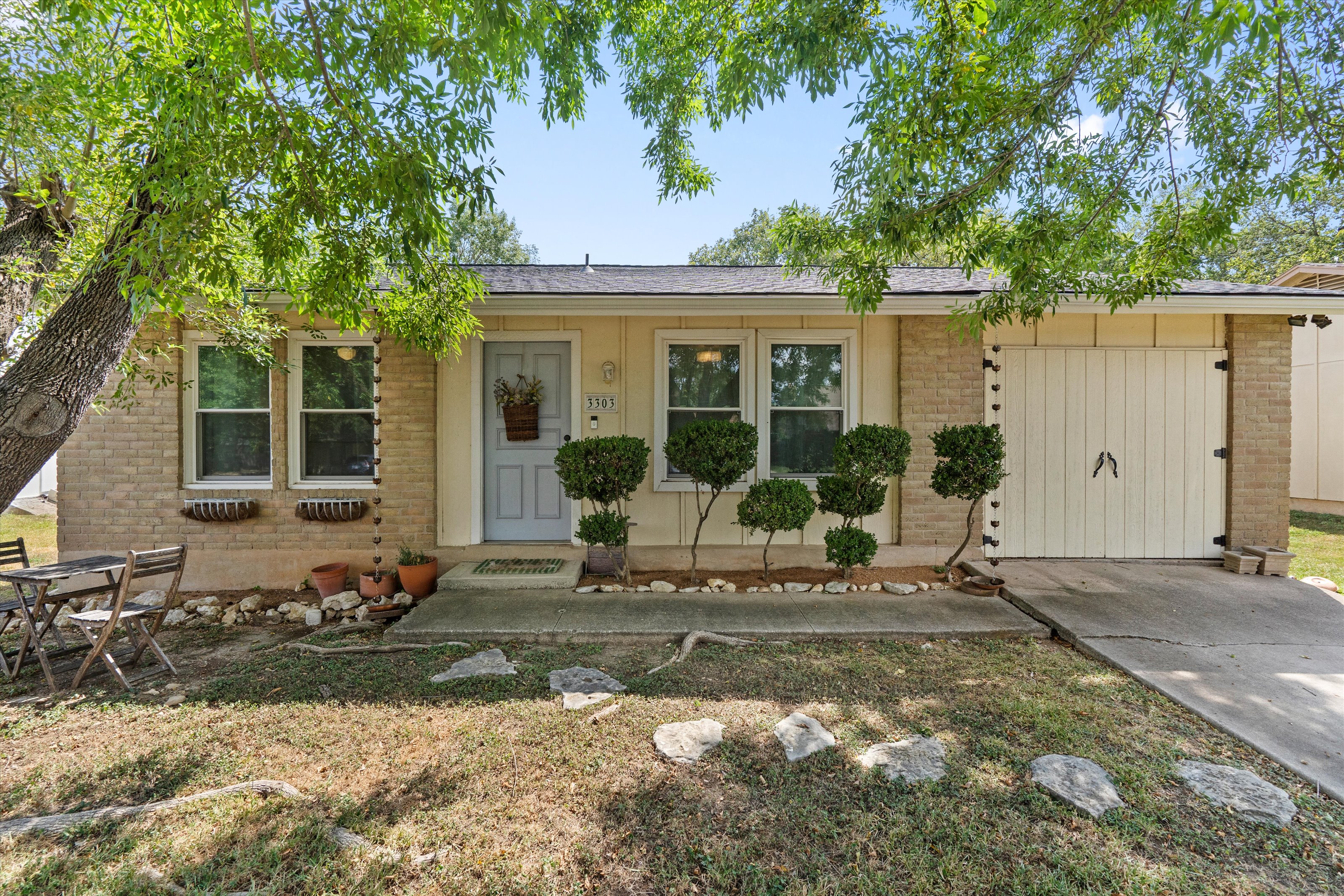 3303 Plantation Road Austin, TX 78745 - Photo 1 of 33 Gallery Image 1