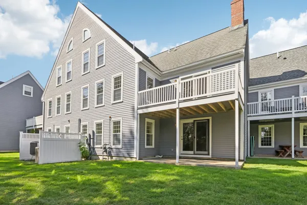 $958,000 | 35 Mitchell Grant Way, Unit 35, Bedford, MA 01730