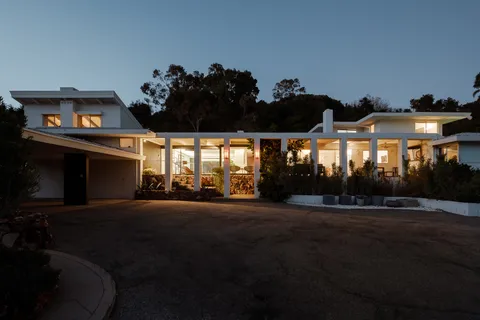 a view of outdoor space and porch
