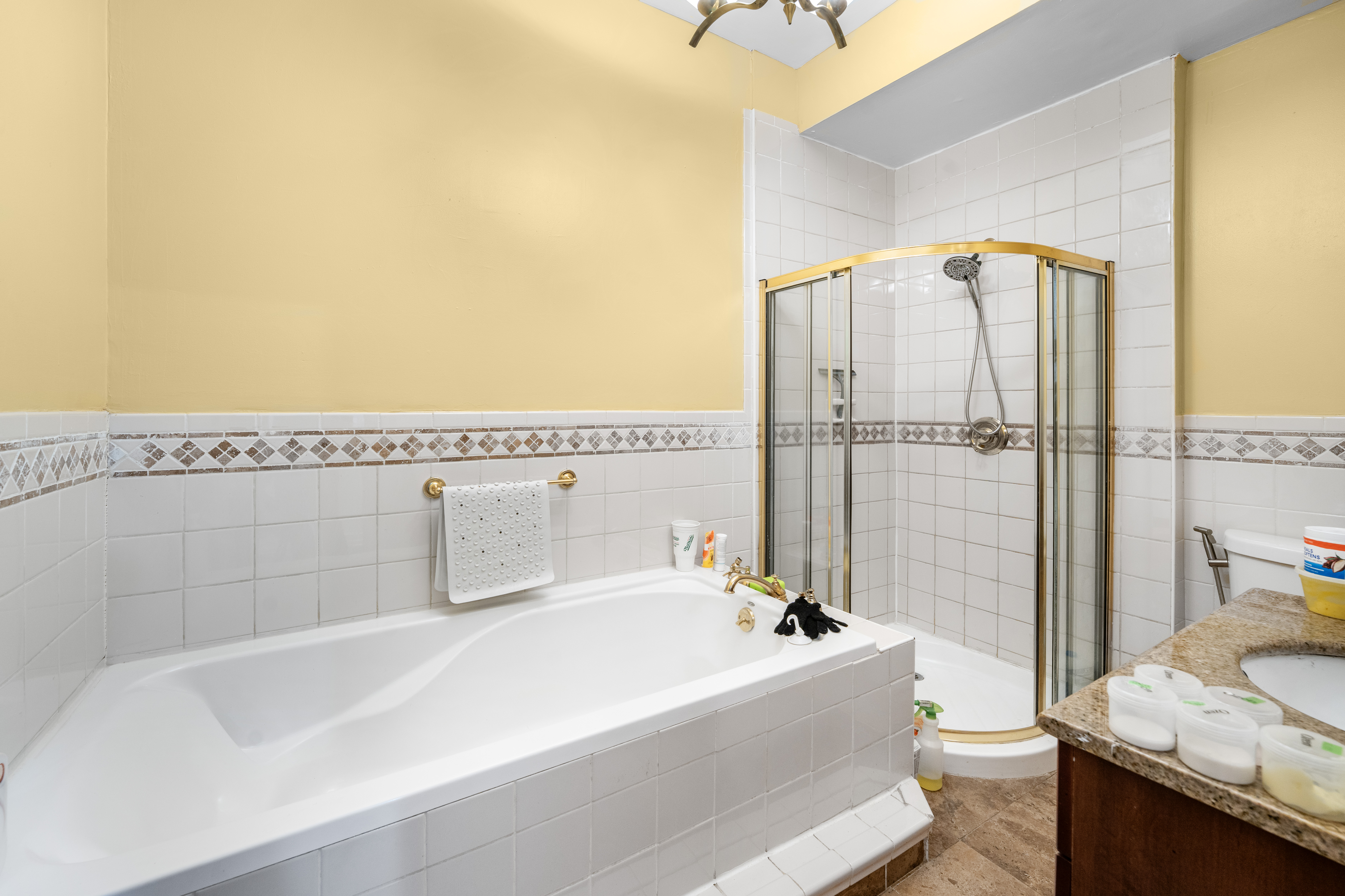 574 A Macon Street, Unit 1FR Brooklyn, NY 11233 - Photo 12 of 16