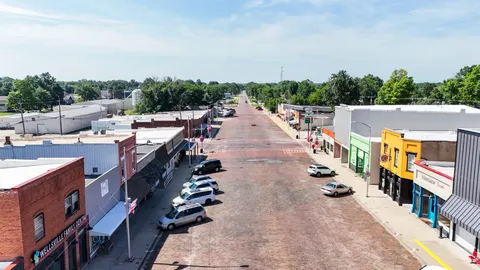 $390,000 | 510 Main Street, Wellsville, KS 66092