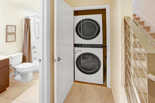 $845,000 | 486 1st Street, Petaluma, CA 94952