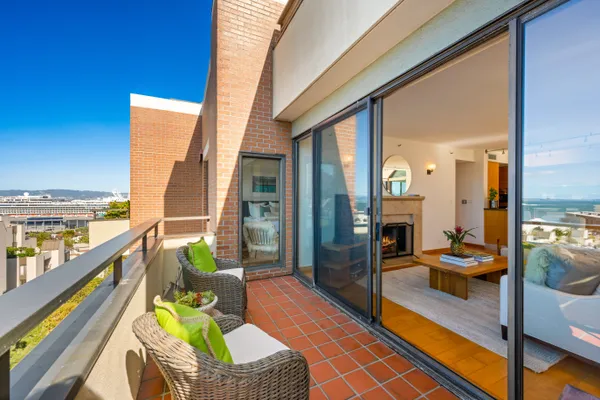 $1,898,000 | 101 Lombard Street, Unit 901W, San Francisco, CA 94111