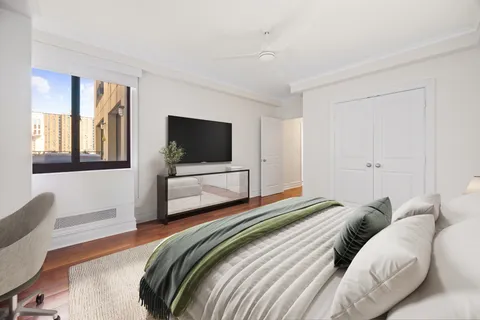 $2,750,000 | 203 West 90th Street, Unit 7H | Upper West Side