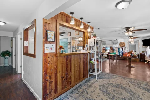 $3,895,000 | 110 Oak Drive, Wimberley, TX 78676