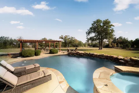 $1,285,000 | 309 Hacienda Place, Dripping Springs, TX 78620