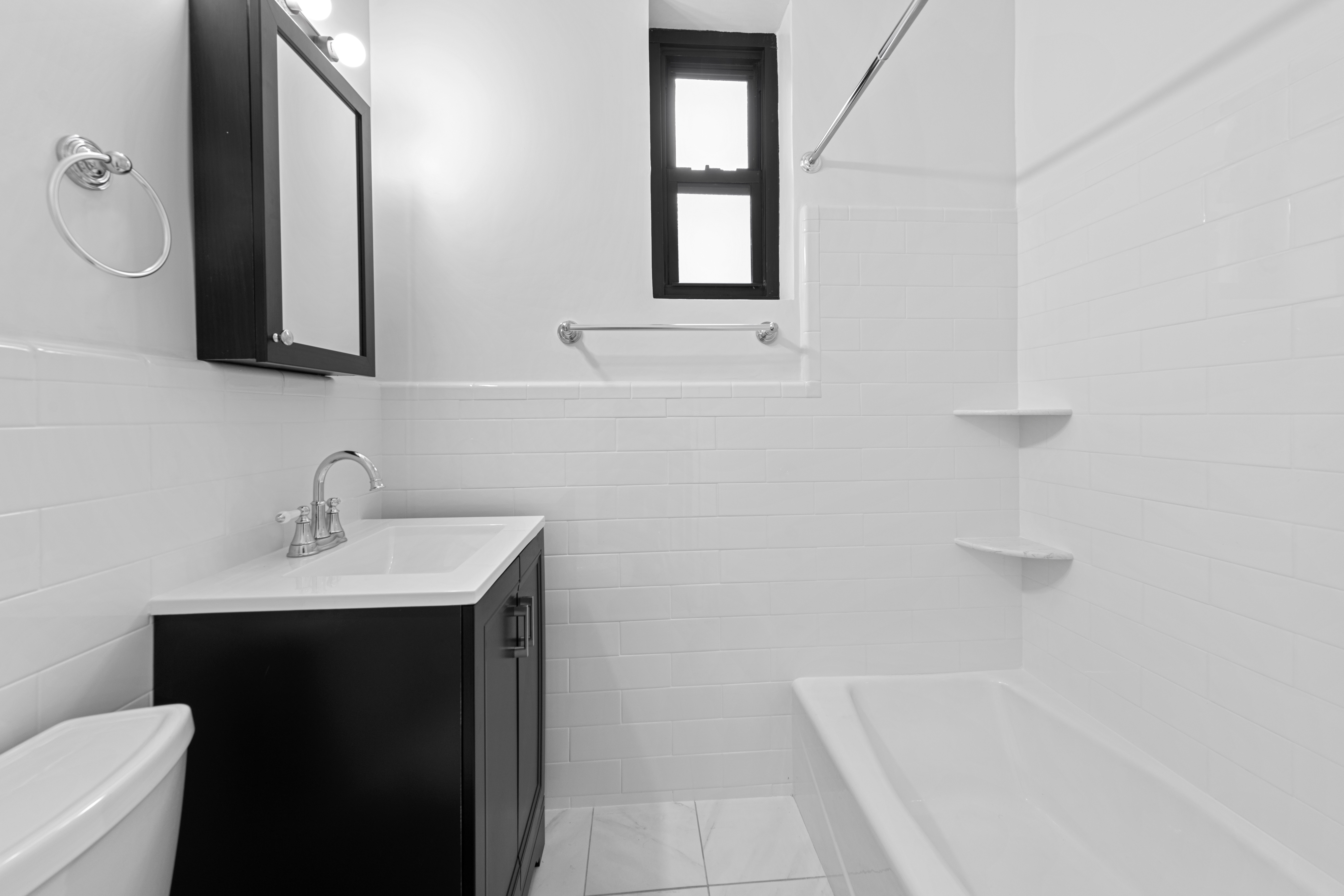 4523 Broadway, Unit 3E Manhattan, NY 10040 - Photo 7 of 11