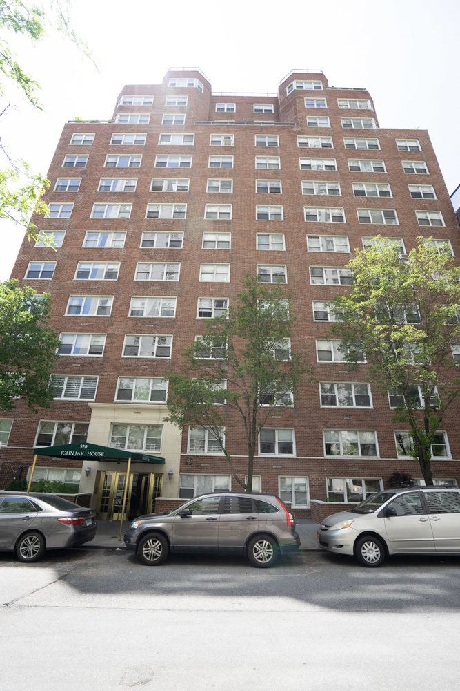 520 East 76th Street, Unit 2B Manhattan, NY 10021 - Photo 7 of 8