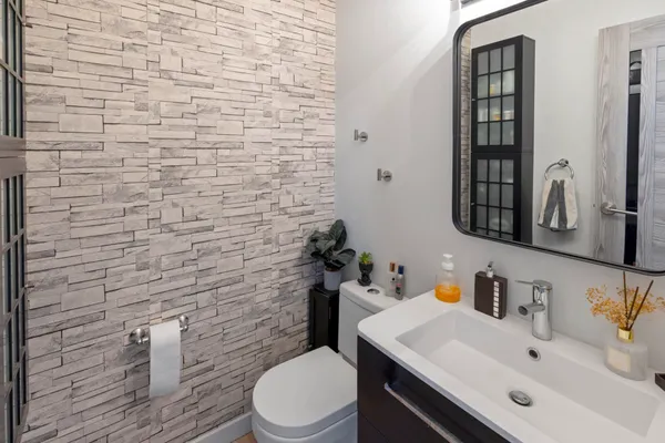 $950,000 | 27 Cypress Drive, Kings Park, NY 11754