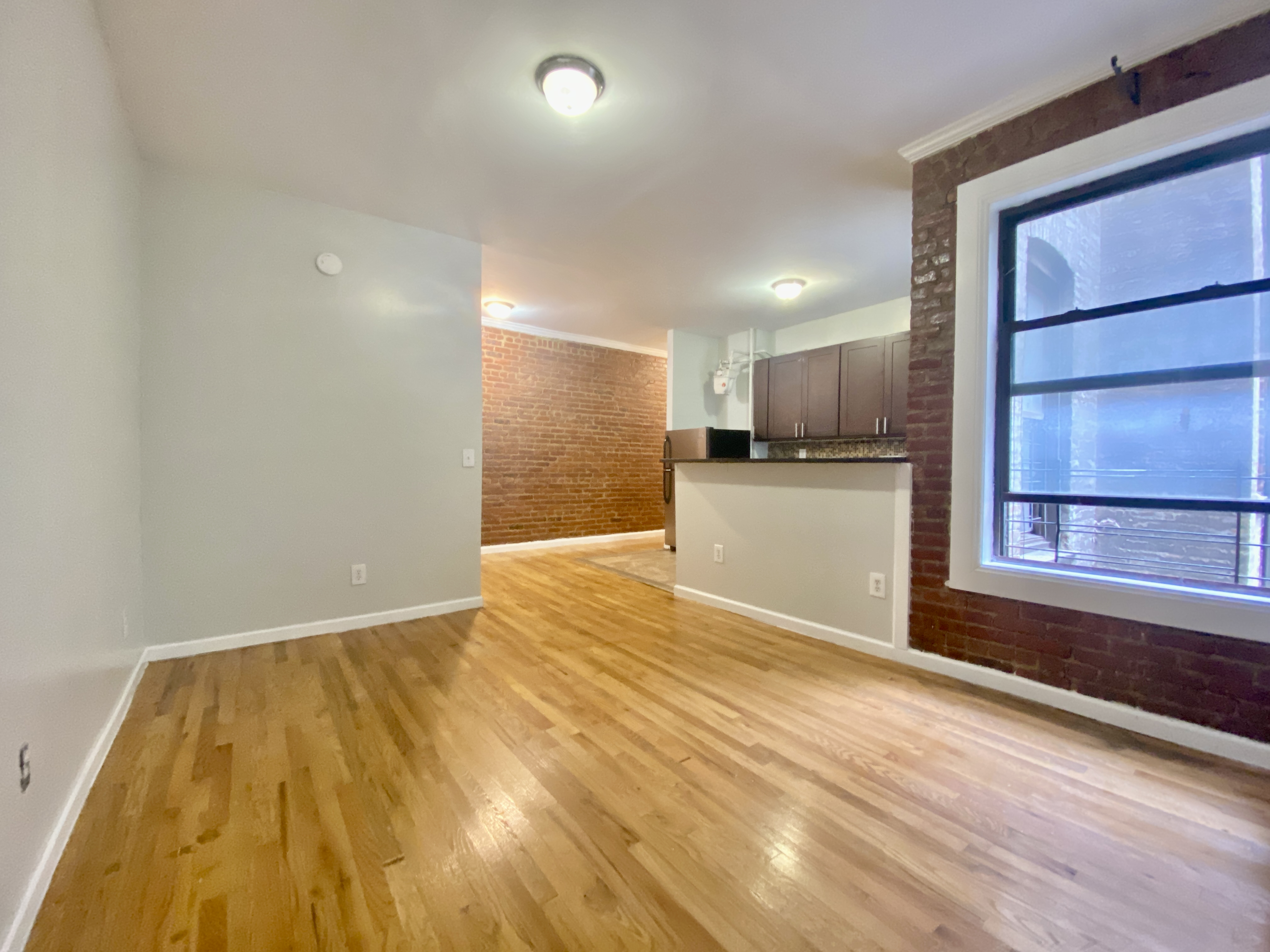 530 Isham Street, Unit 2A Manhattan, NY 10034 - Photo 2 of 7