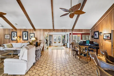 $14,900,000 | 3695 Gordon Drive, Naples, FL 34102