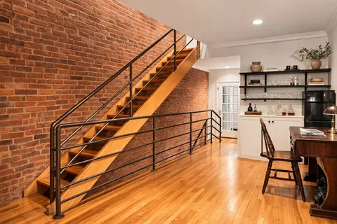 $6,750,000 | 449 1/2 Hudson Street | West Village