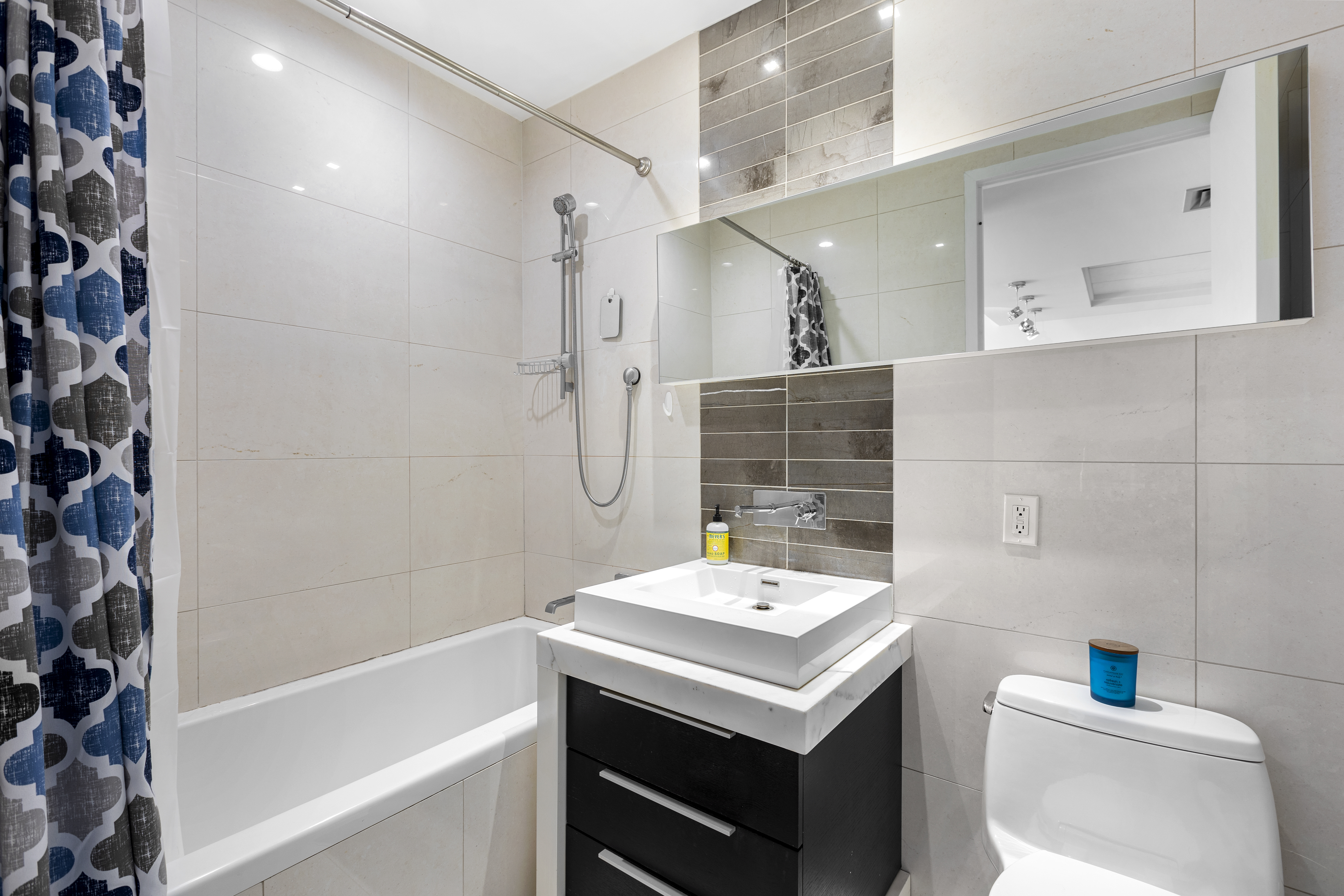 161 North 4th Street, Unit 3F Brooklyn, NY 11211 - Photo 8 of 15