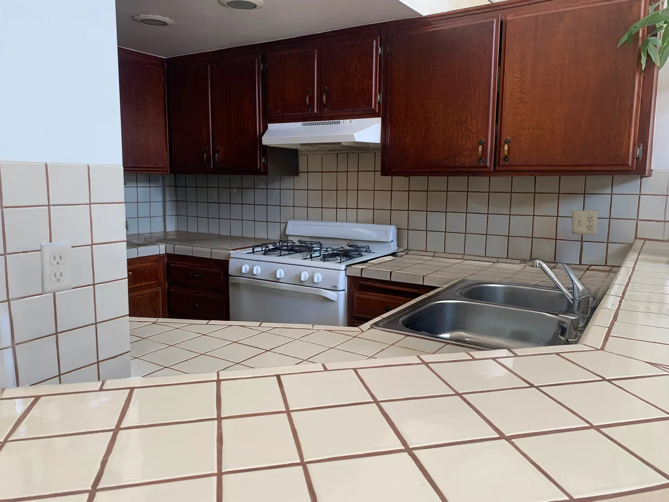 $810,000 | 11767 Iowa Avenue, Unit 10, Los Angeles, CA 90025